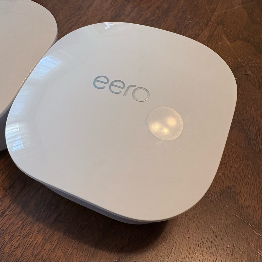 Eero White Wireless Router Set - Picture 6 of 11